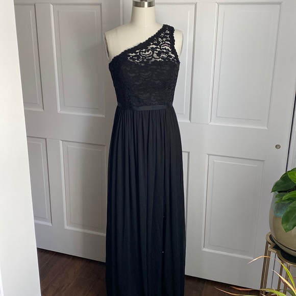 David’s Bridal - One Shoulder Lace Bridesmaid Dress - Black - 8 Long - Picture 1 of 8